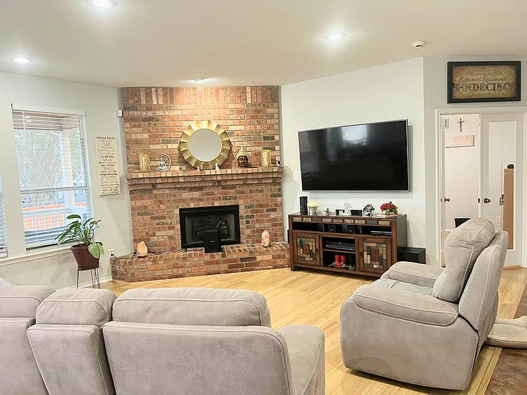 324 Willow Loop — Photo 4