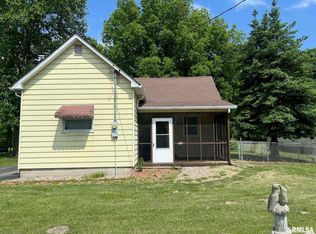 1410 N Main St, Benton, IL 62812