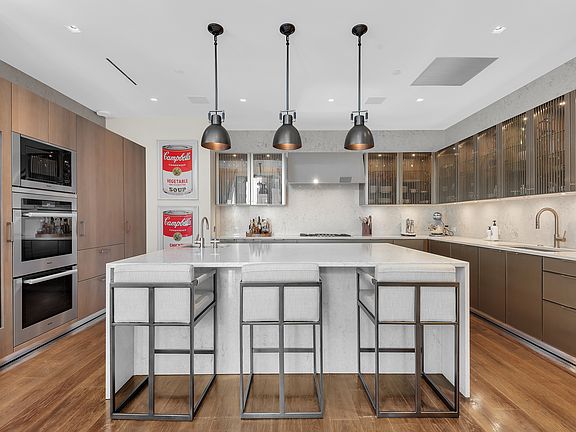 4th image of 601 Washington St APT 5E
