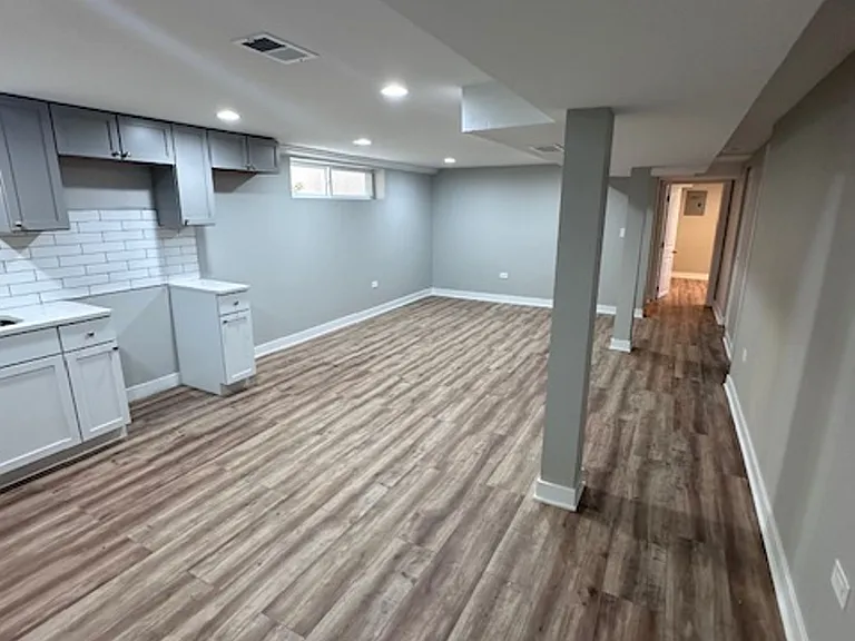 4600 S La Crosse Ave — Photo 6