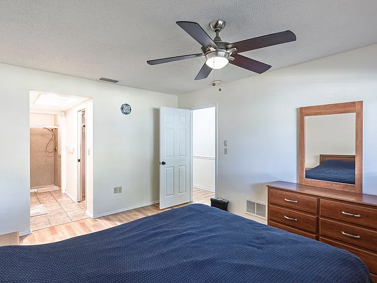 13009 Club Dr — Photo 17