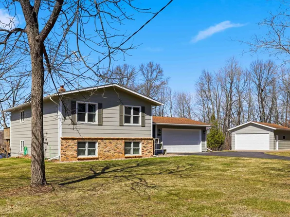 20484 Ann River Dr, Mora, MN 55051