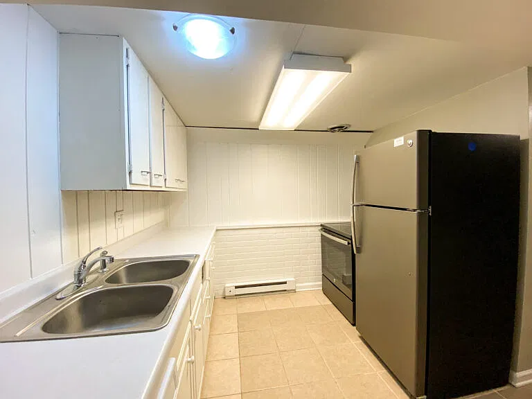 2 bed, 1003 sqft, $835 — Photo 3