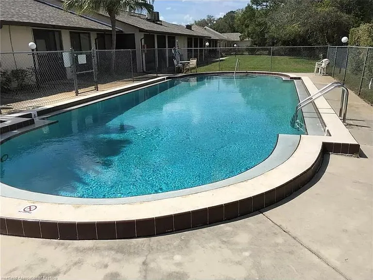 4904 Granada Blvd — Photo 4