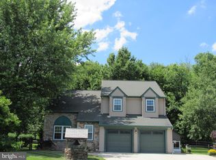 105 Stockton Ct, Chalfont, PA 18914