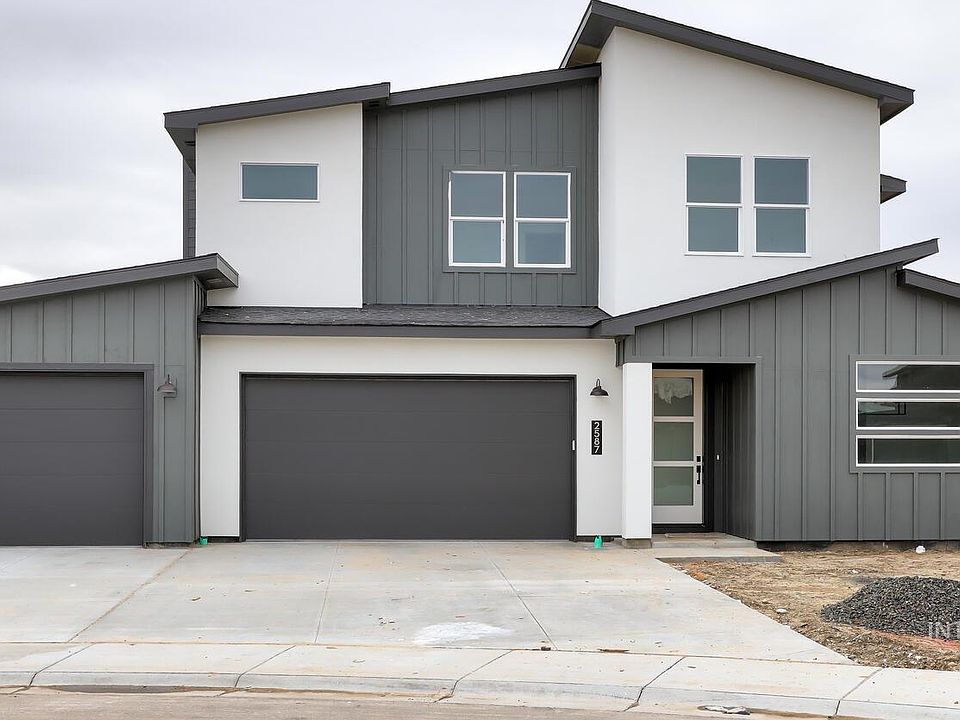 1st image of 2587 E McIntosh Ct