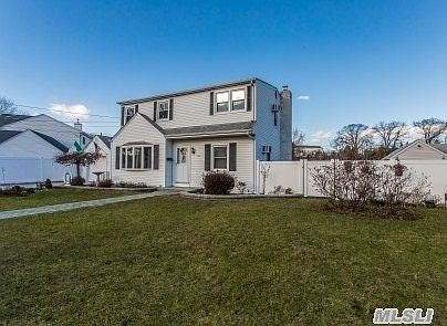 2nd image of 105 Vesper Ct