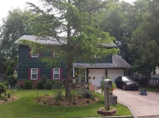 155 N 23rd St, Wheatley Heights, NY 11798