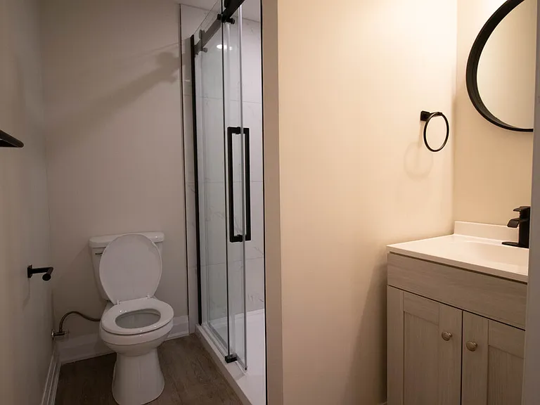 184 Bradley Ave #3 — Photo 6