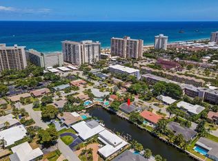 2041 Coral Reef Dr, Pompano Beach, FL 33062