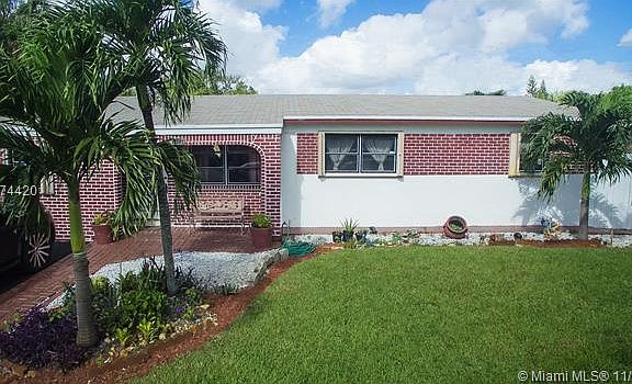 2nd image of 3121 SW 22nd Ct