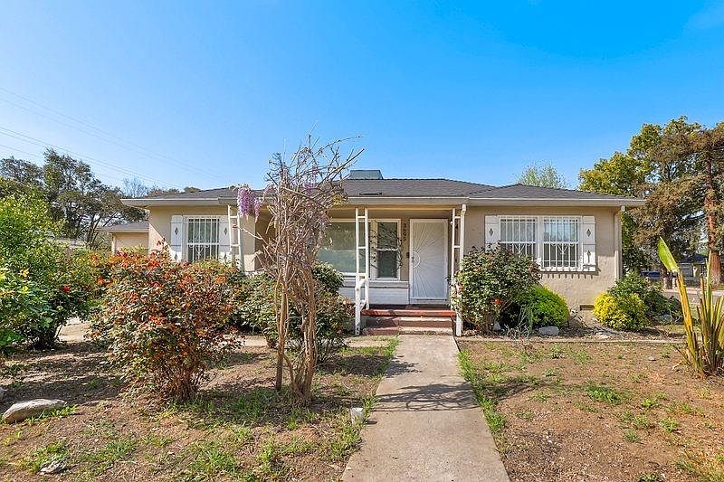 1st image of 3695 Marine Ave