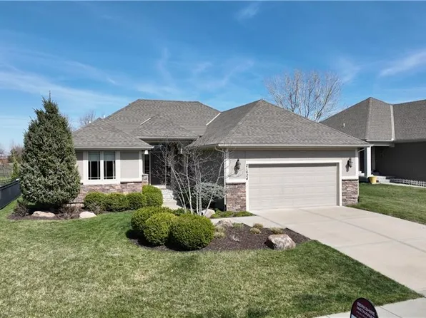 21624 W 177th Ct, Olathe, KS 66062
