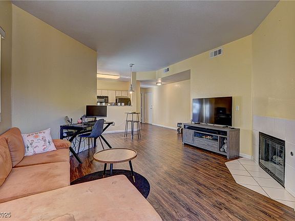 3rd image of 5250 S Rainbow Blvd Unit 1121