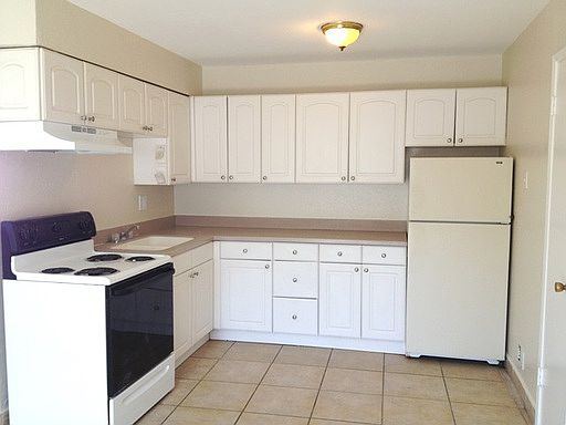 2nd image of 110 Roundtable Dr APT 23-2