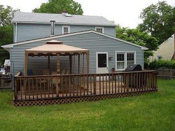 Deck, grill, gazebo