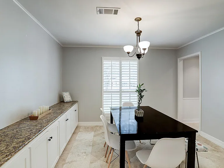 12523 Briar Forest Dr — Photo 8