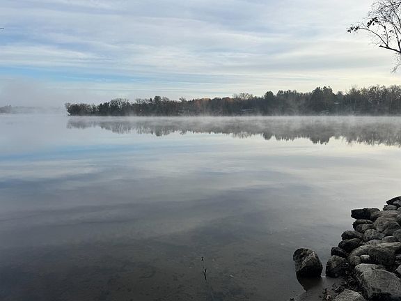 2nd image of 21014 Elmway Rd