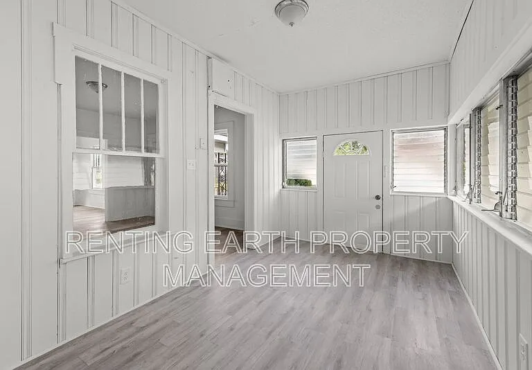 1757 48th St — Photo 7