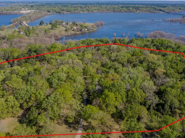 314 Dilly Rd, Mooringsport, LA 71060