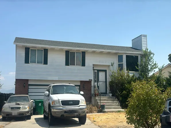 5451 S Red Lodge Dr, Salt Lake City, UT 84118