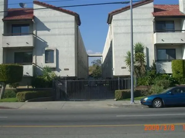 13203 Vanowen St APT 11, North Hollywood, CA 91605
