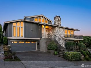 2016 Constance Dr W, Seattle, WA