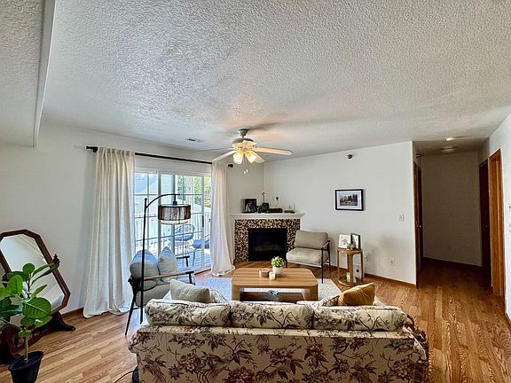 3rd image of 4140 100th St APT 5