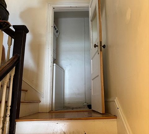 2nd image of 1516 Commonwealth Ave #2