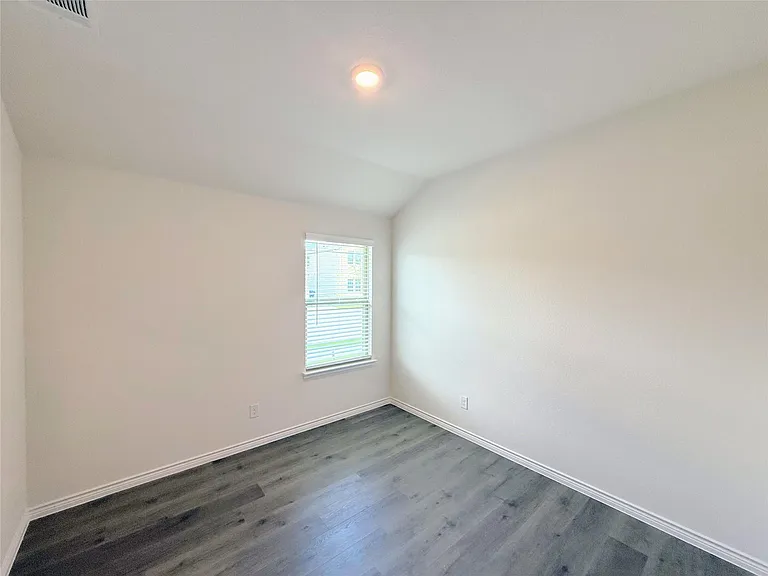 6233 Lassen Ct — Photo 38