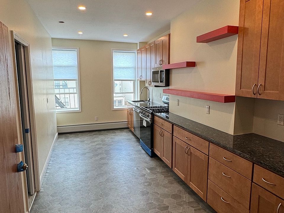 1st image of 42 Beacon Ave APT 6