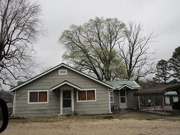 4th image of 17924 Main St