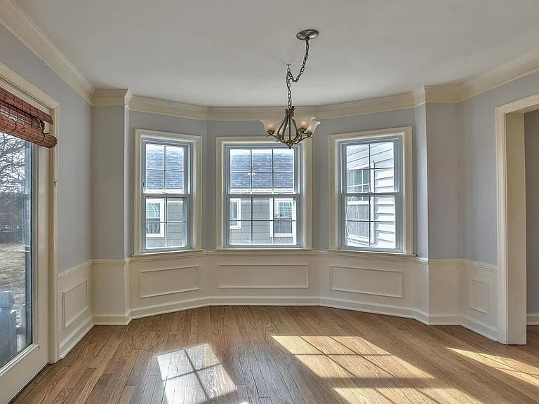 5633 Granada St — Photo 11