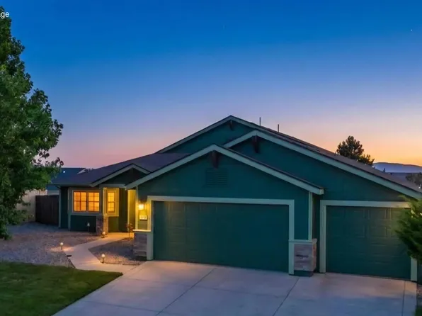 1214 Avian Dr, Sparks, NV 89441