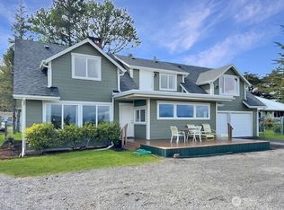 26320 Sandridge Rd, Ocean Park, WA 98640
