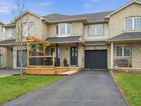 14 Kenyon Cres, Grimsby, ON L3M 5P4