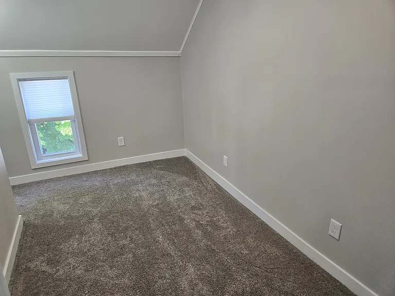 225 W Miller St #1 — Photo 5
