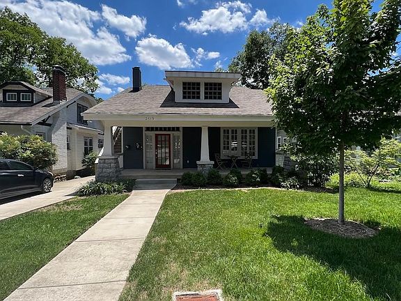 4th image of 2519 Blair Blvd #B