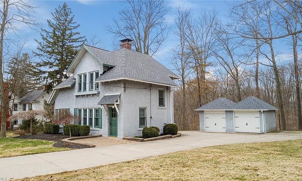 1st image of 310 Chagrin Blvd