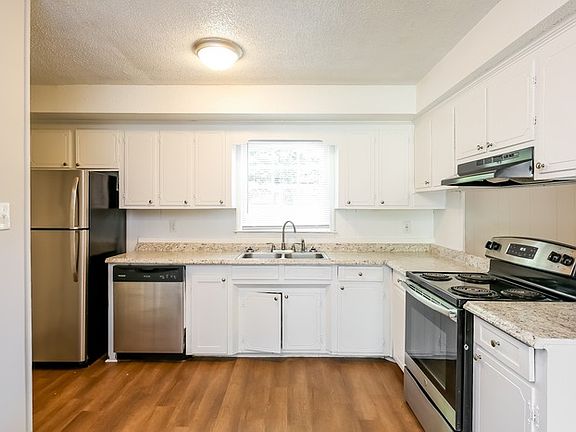 5th image of 123 Bondale Dr
