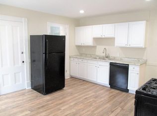 149 Pleasant St #2, Lowell, MA 01852