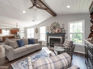 10801 Winterbourne Ct, Charlotte, NC 28277