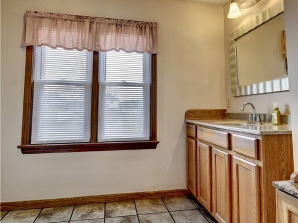 120 S McKinley Ave, Waynesburg, OH 44688