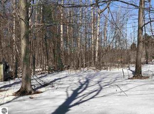 7676 Supply Rd SW, South Boardman, MI 49680