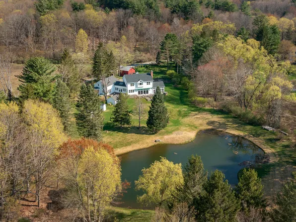 77 Craryville Rd, Craryville, NY 12521