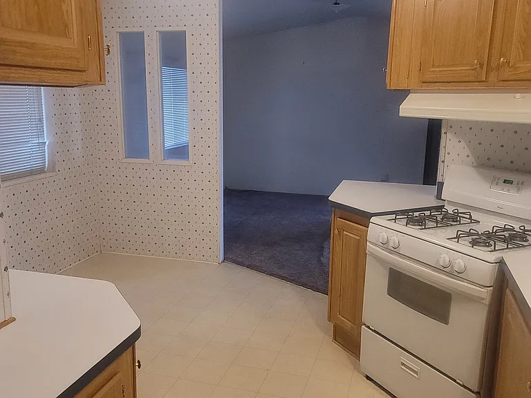 2450 E Hobson Way #7 — Photo 10