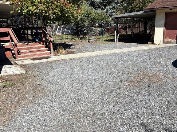 4th image of 60916 Ashford Dr