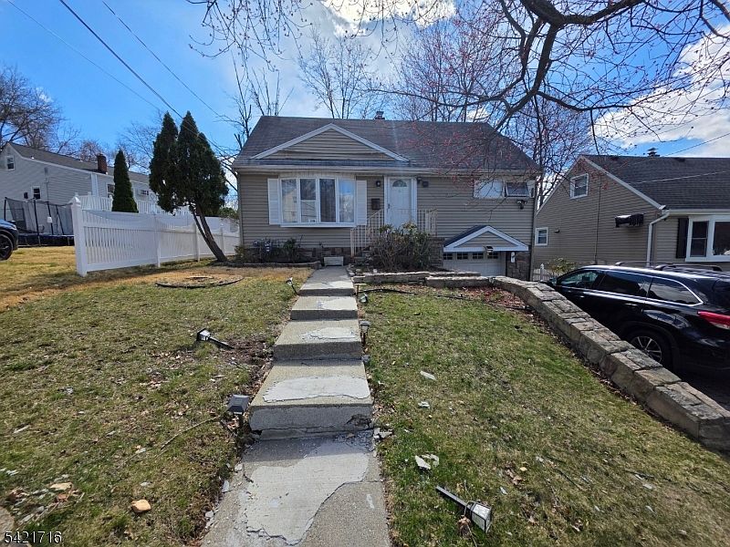 1st image of 6 Holmes St