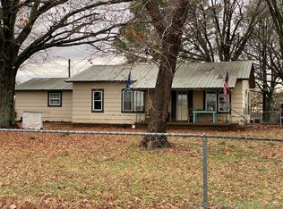 554 SW Cravens Rd, Wilburton, OK 74578