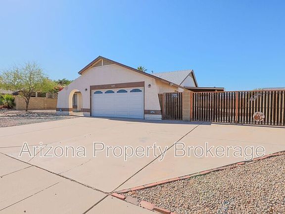 3rd image of 8135 W Sierra Vista Dr